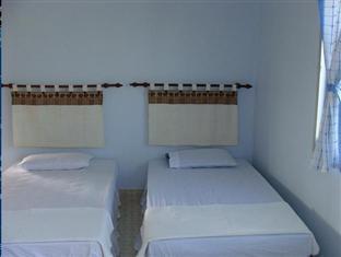 เฟม เกสท์เฮาส์ Hotel ชุมพร ภายนอก รูปภาพ